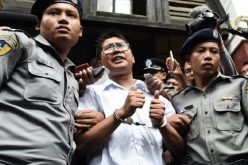 الإتحاد الأوروبي يدعو إلى الإفراج عن صحفيي “رويترز” المسجونان في ميانمار