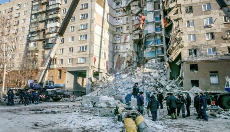 ارتفاع قتلى المبنى المنهار في روسيا إلى 37 شخصا