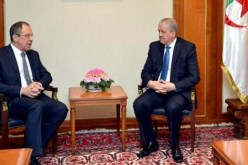 سلال يستقبل وزير الخارجية الروسي