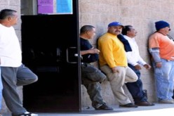 تراجع عدد البطالين بحوالي 300 ألف شخص خلال 2011 بروسيا