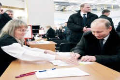 استطلاع للرأي يؤكد ارتفاع نسبة مؤيدي بوتين إلى 52 بالمائة