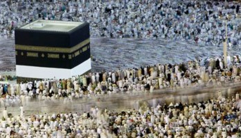 أ 369.928 ألف حاج وصلوا السعودية