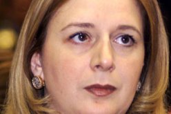 سها عرفات: نبش القبر سوف يحل أهم لغز