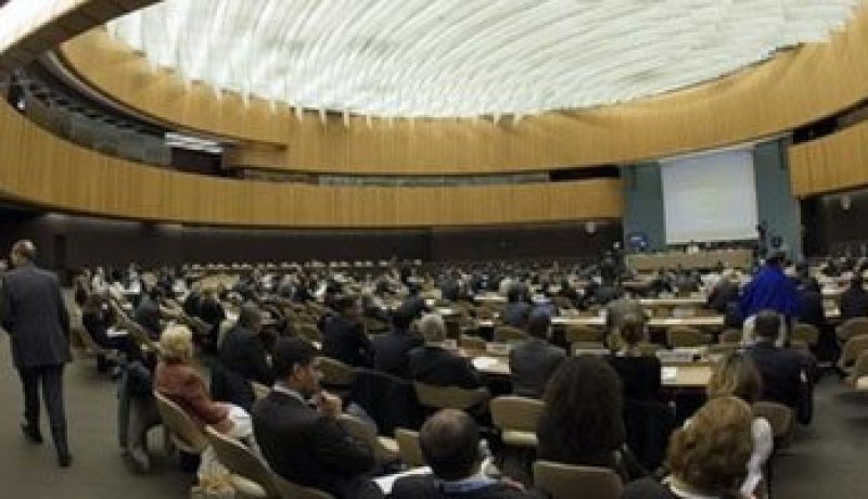 السعودية تطالب بتجريم التشهير بالأديان السماوية والأنبياء والكتب المقدسة