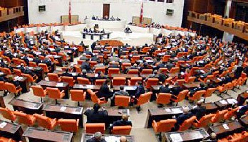 جلسة طارئة للبرلمان التركى لمناقشة الأزمة السورية