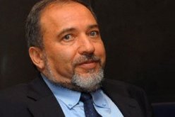 ليبرمان يتنبأ ربيعا فارسيا ضد النظام الإيرانى
