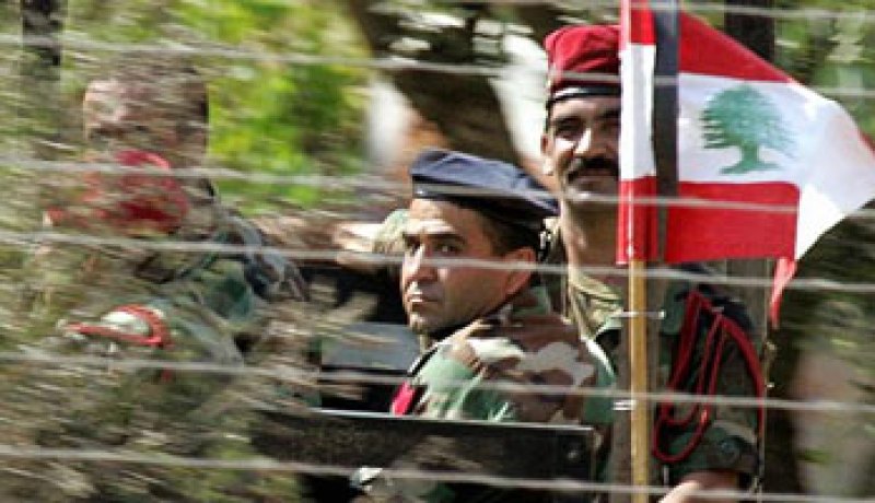 8 قتلى وجرحى فى انفجار سيارة مفخخة شرق بيروت