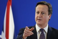 صحيفة بريطانية: 3000 موظف كبير بالاتحاد الأوروبى تزيد مرتباتهم عن كاميرون