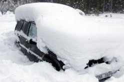 جنوب بريطانيا يشهد سقوط الثلوج للمرة الأولى فى الشتاء الحالى