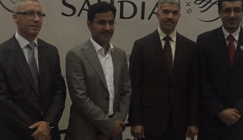 عزوزة موّل العرس في الخطوط الجوية السعودية