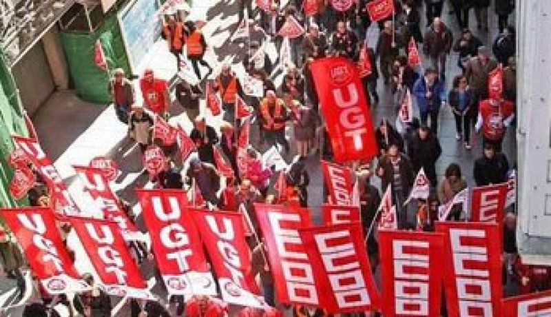 النقابات الإسبانية تهدد بإضراب عام بسبب الإجراءات التقشفية