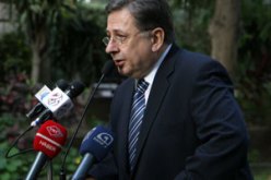 نائب أردوغان ينفى سيطرة عناصر كردية على مناطق حدودية مع سوريا