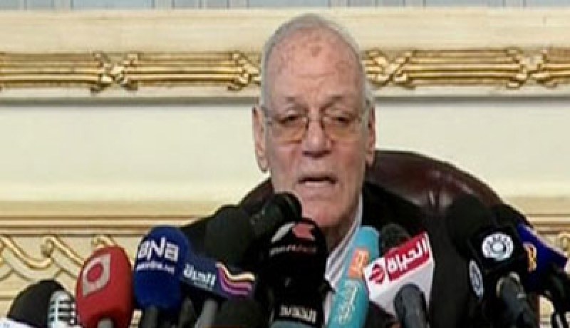 الحكومة المصرية تحذر من أنها ستضرب بيد من حديد لحماية دور العبادة وبسط الأمن