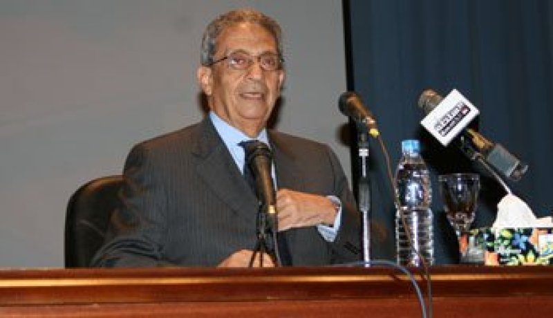 عمرو يعتبر قرار حل البرلمان ليس سياسيا