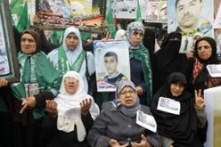 شعب فلسطين يحيى الذكرى الـ64 للنكبة وسط مخاوف من اعتداء إسرائيلى