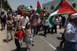 الحكومة الفلسطينية تستجيب للاحتجاجات وتتخذ إجراءات لخفض الأسعار