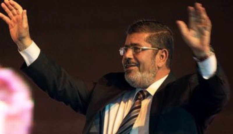 اتحاد شباب الثورة يطالب الرئيس بحلف اليمين أمام الشعب