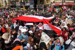 توافد المتظاهرين على التحرير فى مليونية رفض الإعلان المكمل