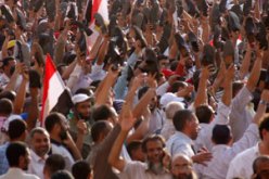 المعارضة في مصر تريد إسقاط رئيس منتخب بصورة ديمقراطية
