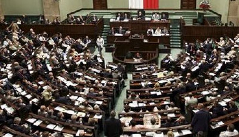 برلمان بولندا يصوّت على تصديق انضمام كرواتيا للاتحاد الأوروبى