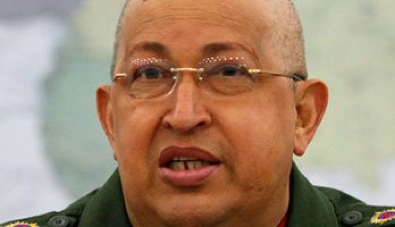 شافيز: لست بحاجة للعلاج من السرطان ولكنى أرغب فى الفوز بالانتخابات