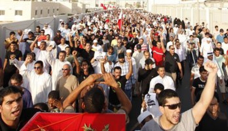 النيابة البحرينية تتهم شرطياً بقتل مراهق شيعى عمداً
