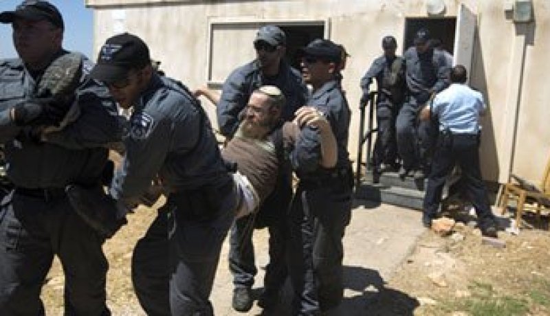 مستوطنون يهود يستولون على منازل الفلسطينيين لبناء أكبر مستوطنة يهودية بالقدس