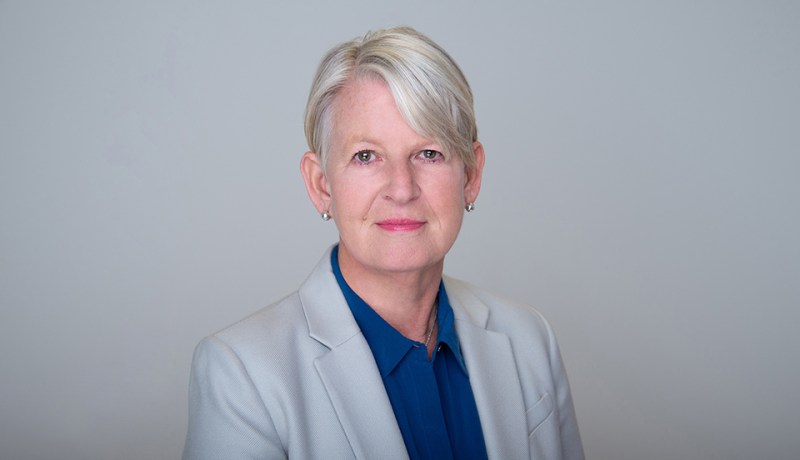 السفيرة البريطانية بالجزائر: “خبر رائع أن نرى الرئيس تبون يستقبل في الجزائر اليوم”