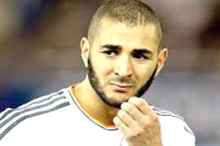 أرسنال يجهز مبلغ 65 مليون يورو لضم بن زيمة مـن ريال مدريد