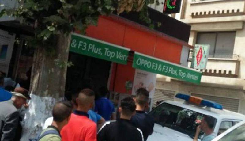 بالصور.. توقيف لصّين داخل محل لبيع الهواتف في اسطاوالي
