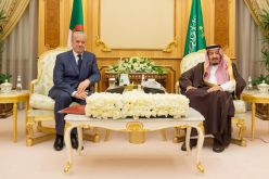 سلال يقدم رسالتين من بوتفليقة للملك السعودي
