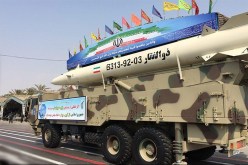 ايران تشرع في صناعة صاروخ باليستي