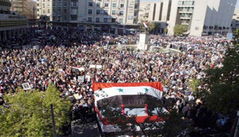 معارضون يدعون إلى التظاهر بسوريا للمطالبة بتسليح الجيش السوري الحر