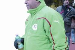 سعدان يلمّح بقوة من كرانس مونتانا إلى مغادرته بعد المونديال