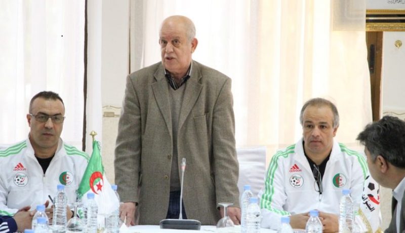 سعدان يجتمع بإطارات الإتحاد الجزائري للرياضات الجامعية