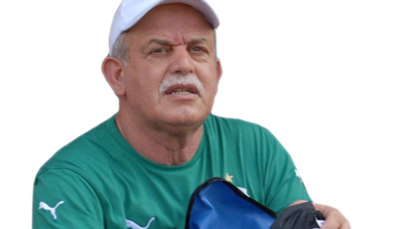 أنـــا رجل ميدان ومتحمس للعودة إلى التدريــب ولــــم لا فـــي الخليــــج
