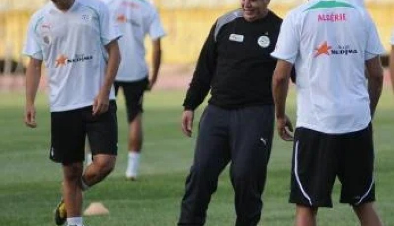 سعدان يضع خريطة الطريق للخروج من الأزمة الكروية في الجزائر