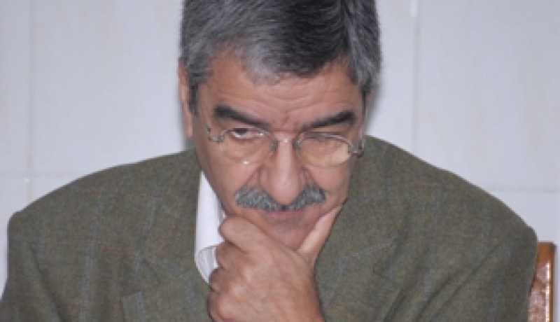 زعيم الأرسيدي تجاوز حدوده كثيرا، وتصرفه يثبت فشله سياسيا وشعبيا