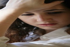 من يمنحني تأشيرة السعادة الأبدية ويمنح النور لعيني أكن له الزوجة الوفية