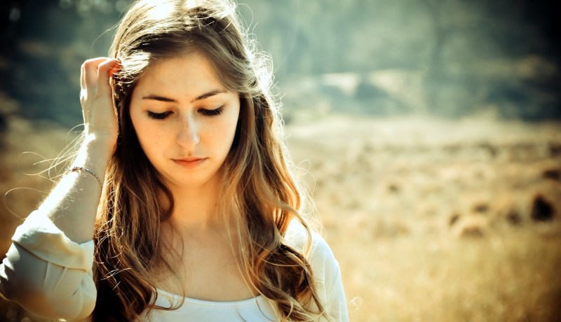 بمباركتي وتحت رعايتي وقعت ابنتي أسيرة المخدرات