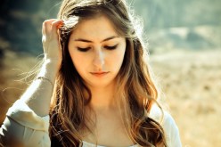 تملّكني الشعور بالقرف والملل بسبب زميلات العمل