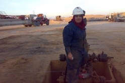 ''بورقعة صفية'' أول امرأة في العالم مكلفة بالحفر والتنقيب عن البترول