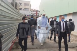 السفير المالي بالجزائر يسجل حضوره بملعب “1 نوفمبر”
