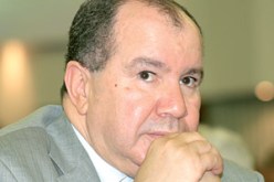 غياب مظلة “بركات” للدفاع عن قاسم