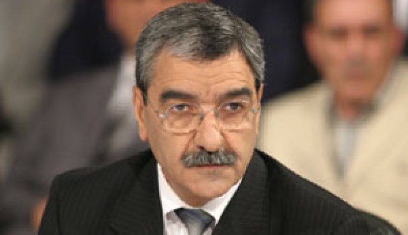 الارسيدي مصدر معلومات حول الرئيس