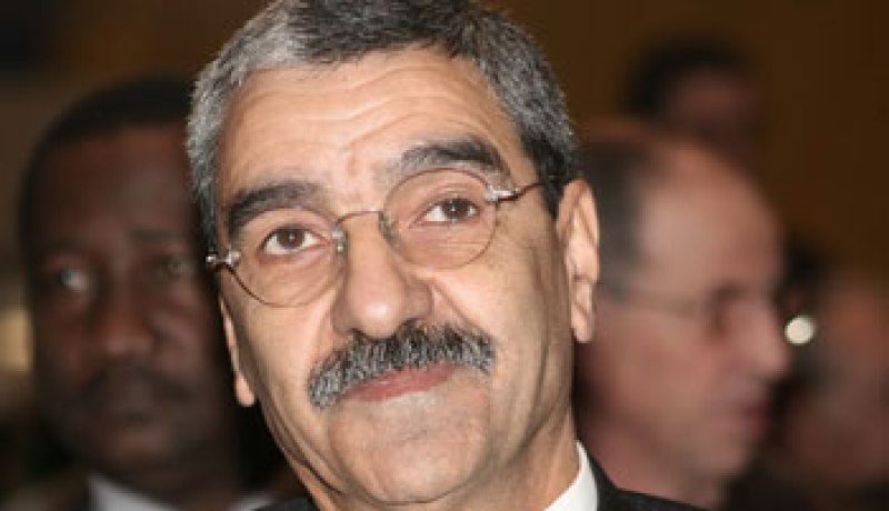 سعدي يتهرب من التعليق على التفجيرين