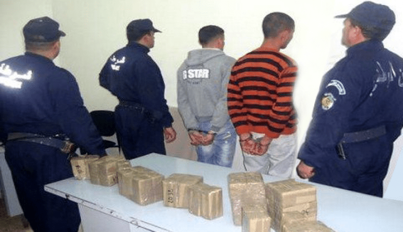 توقيف شخصين وحجز أزيد من 3 كلغ مخدرات في سعيدة