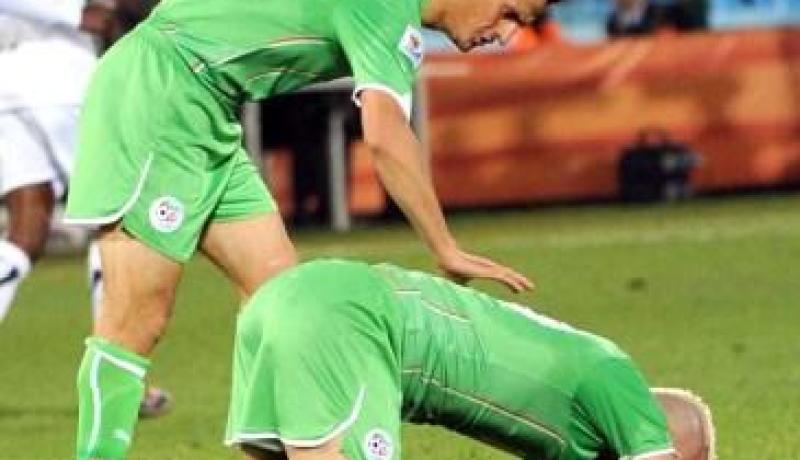 صايفي يعلن رسميا اعتزاله اللعب مع الخضر