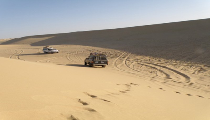 مسلحون يخطفون سائحتين أمريكيتين في سيناء بمصر