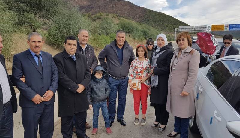 الملاكم بن ڤاسمية يدخل السياسة مع نعيمة